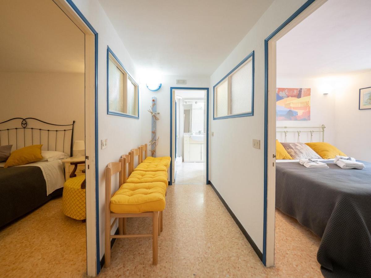 Mainetta Sea View Apartment With Ac 베르나차 외부 사진